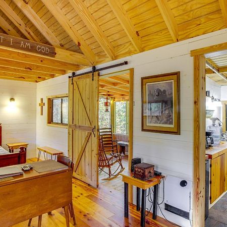 Secluded Tallassee Cabin With Fire Pit And Porch! Экстерьер фото