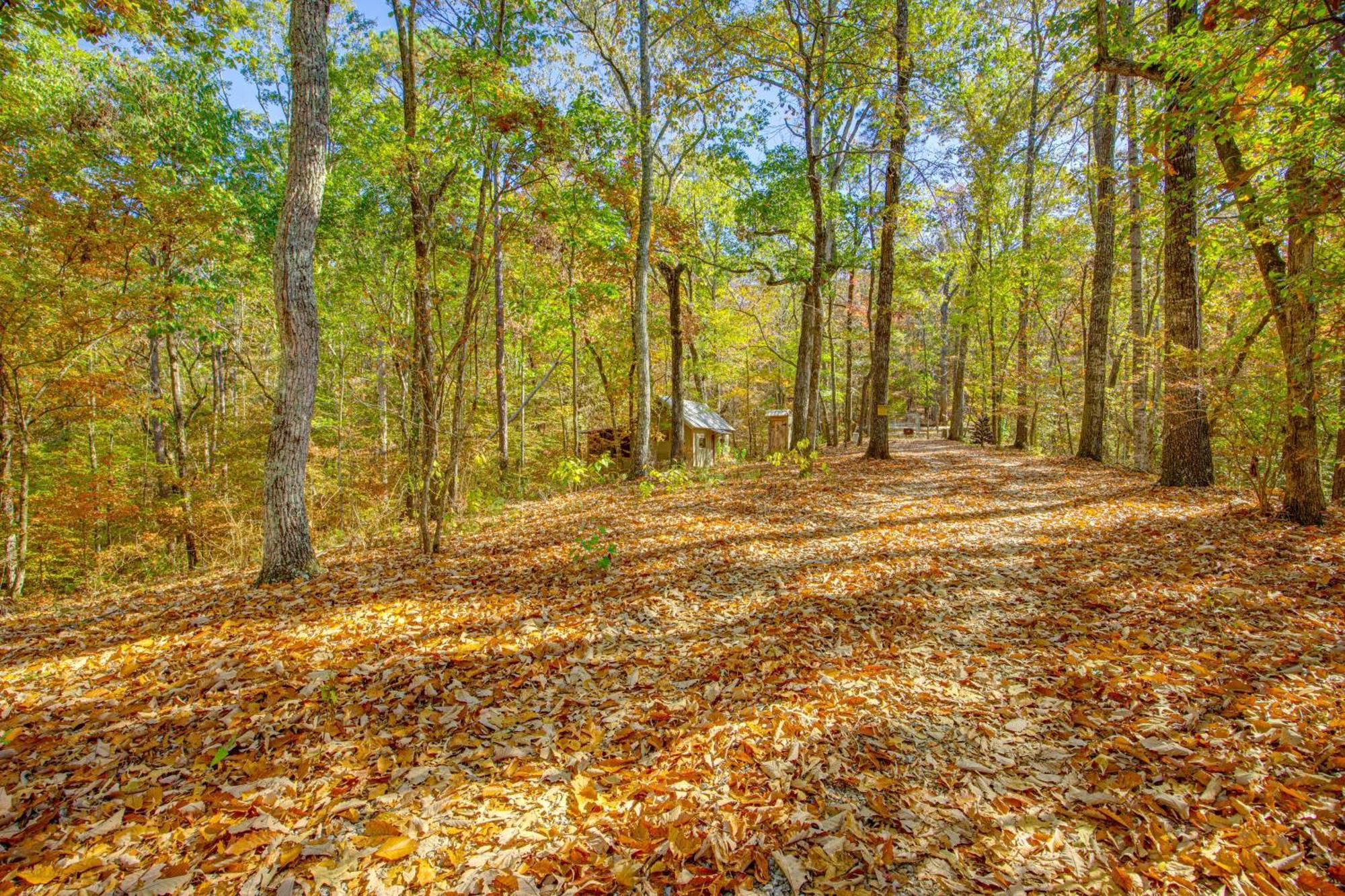 Secluded Tallassee Cabin With Fire Pit And Porch! Экстерьер фото